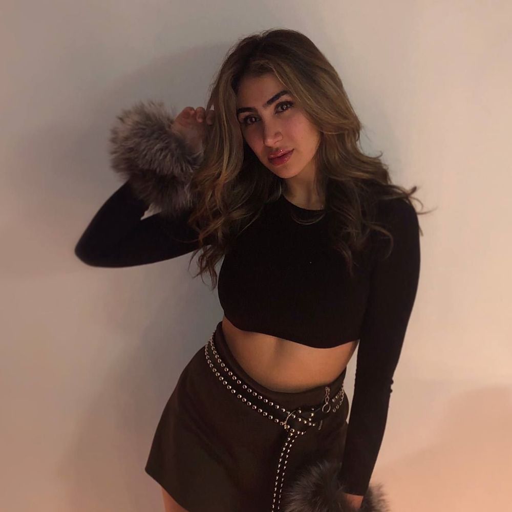 Meet your Posher, Kimmia